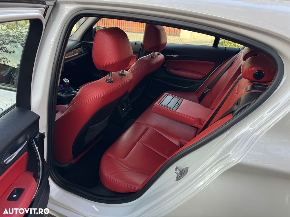 BMW Seria 1 120d Sport Line - 7