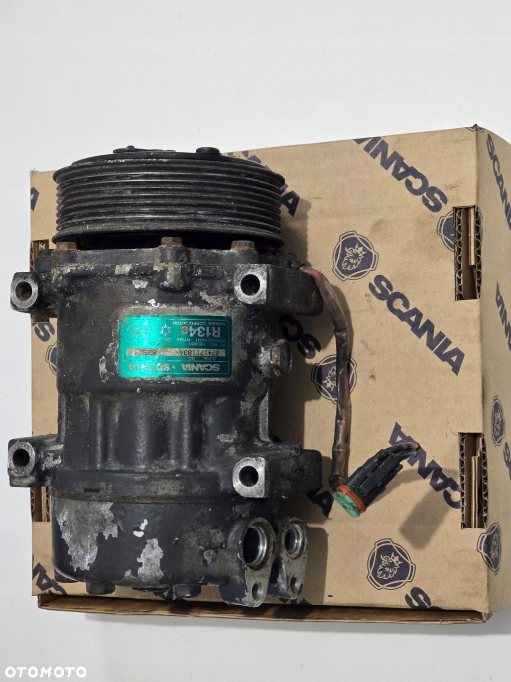 SPRĘZARKA KOMPRESOR KLIMATYZACJI SCANIA 1853081 - 1