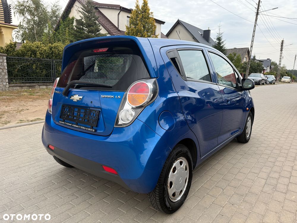 Chevrolet Spark 1.0 Base - 3