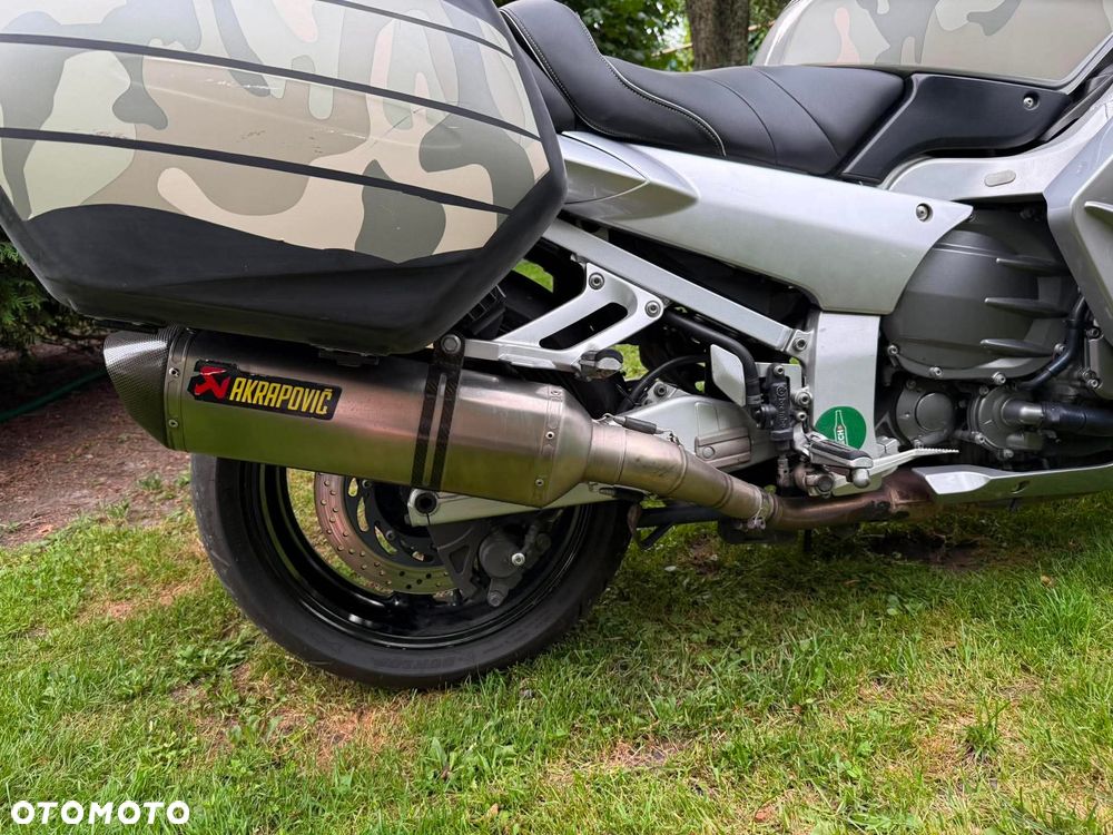 Yamaha FJR - 12