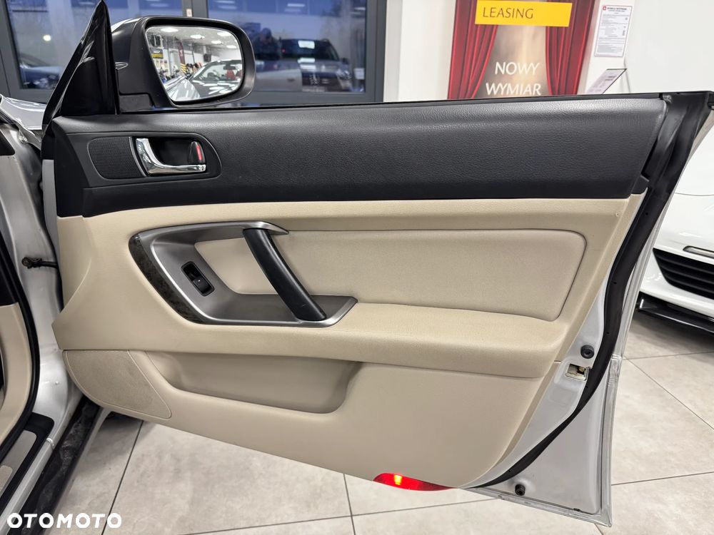 Subaru Outback 3.0R Automatik Exclusive - 15