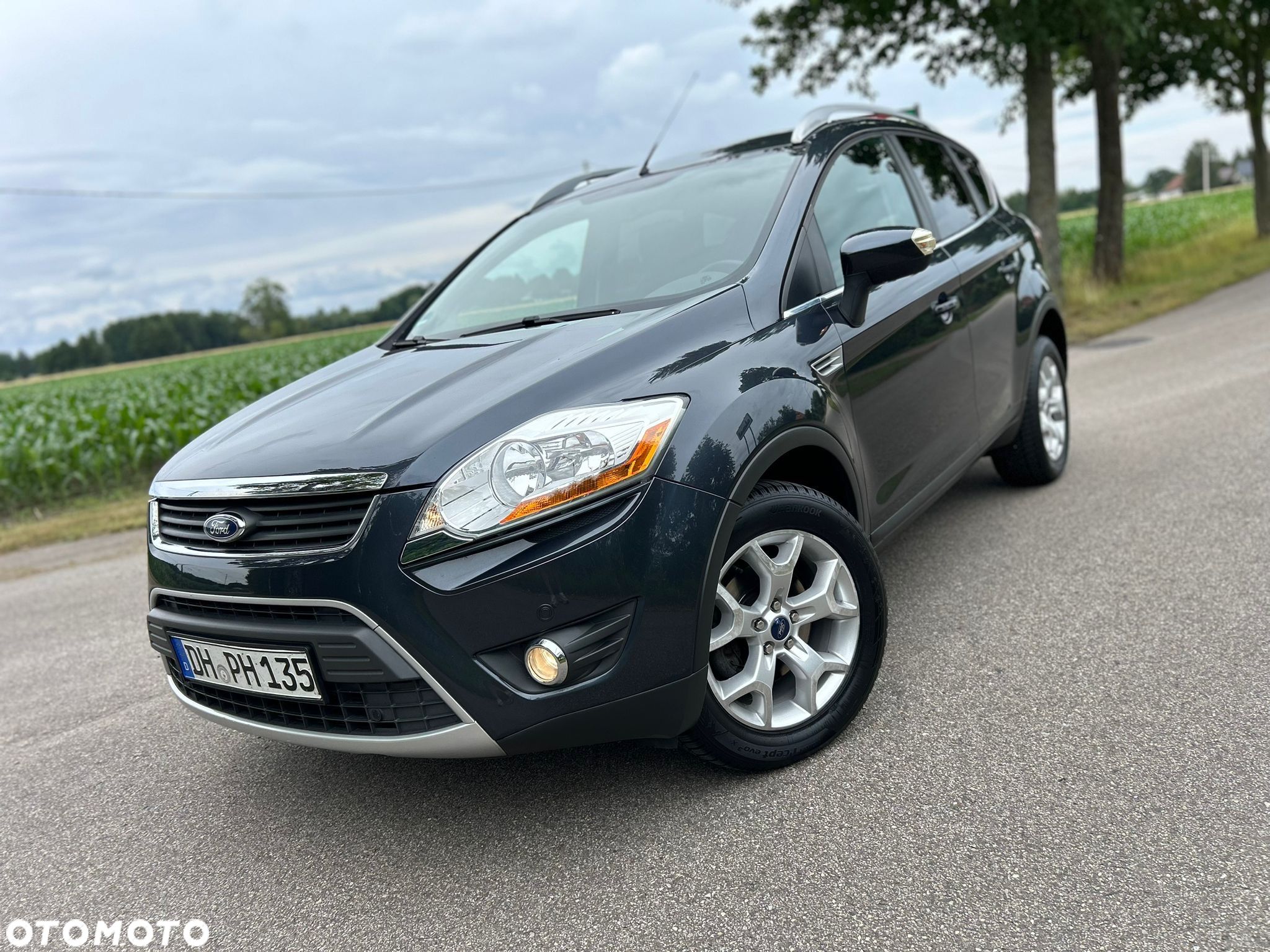 Ford Kuga 2.0 TDCi 2x4 Titanium - 1