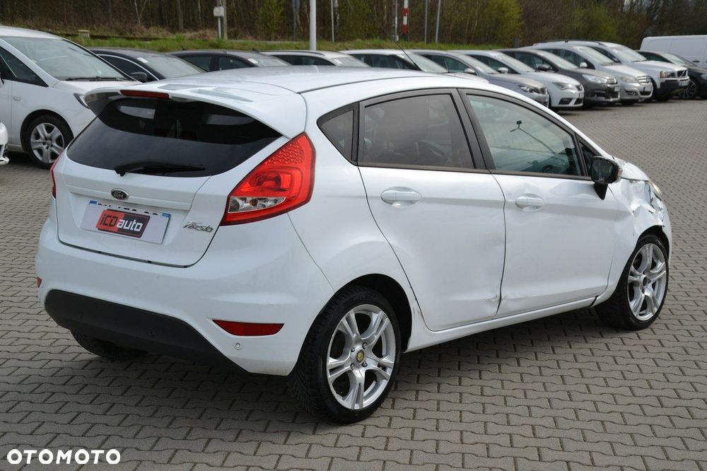 Ford Fiesta - 7