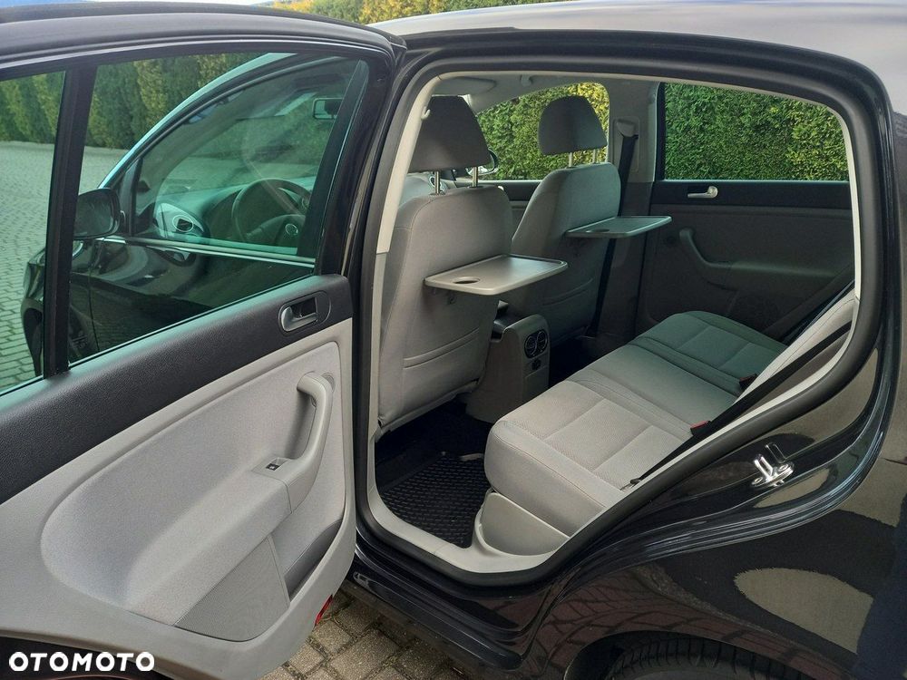 Volkswagen Golf Plus 1.9 TDI Trendline DSG - 29