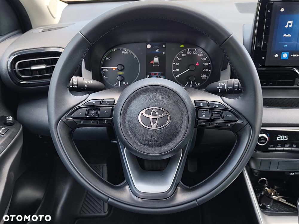 Toyota Yaris 116 1.5 VVT-i Comfort - 23
