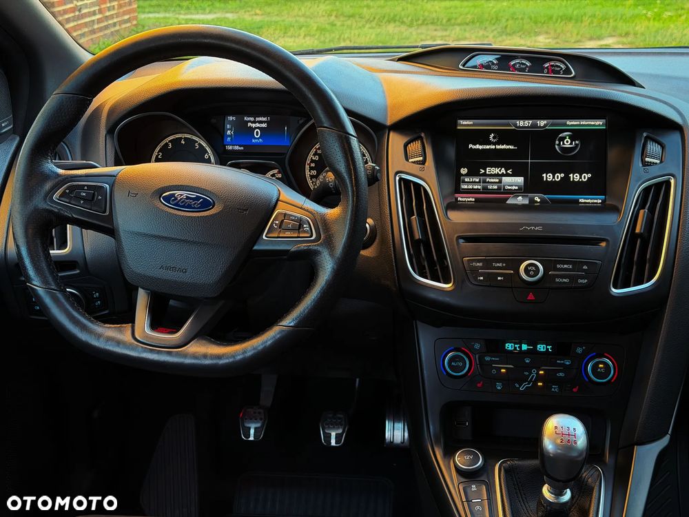 Ford Focus 2.0 EcoBoost ST-2 - 5