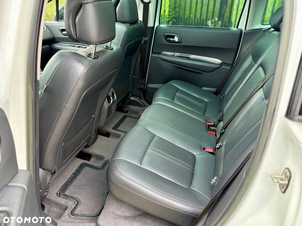 Peugeot 3008 Hybrid4 - 15