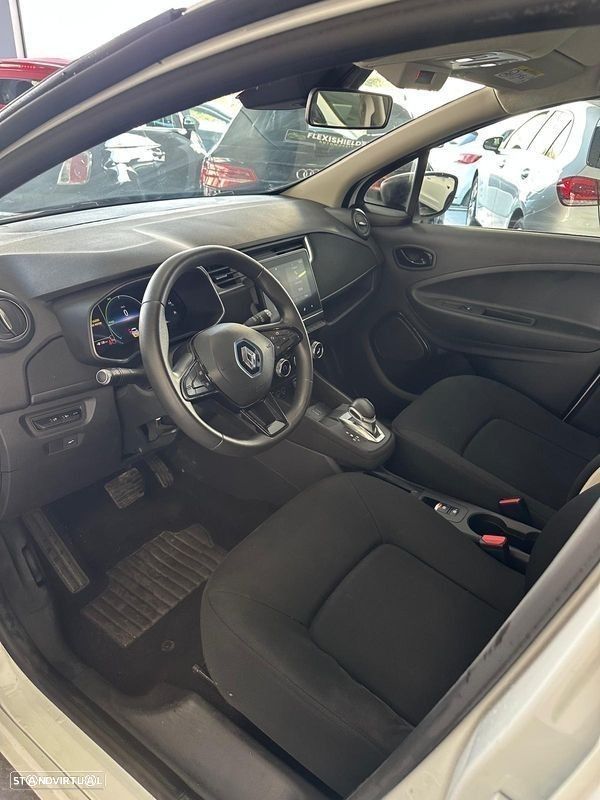 Renault Zoe - 11