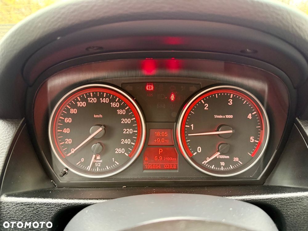 BMW X1 xDrive18d Sport Line - 22