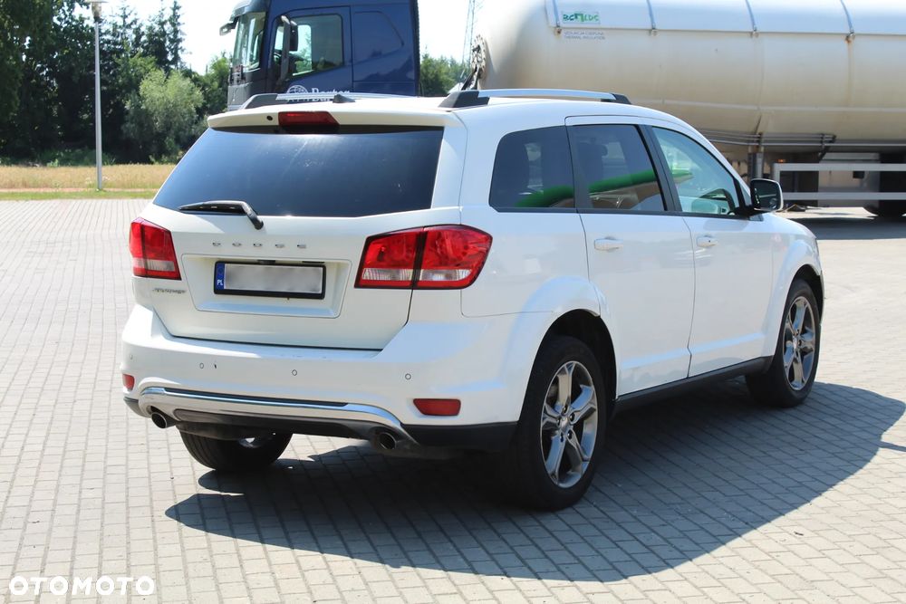 Dodge Journey - 4