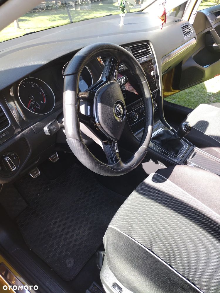 Volkswagen Golf 1.6 TDI SCR Comfortline - 5
