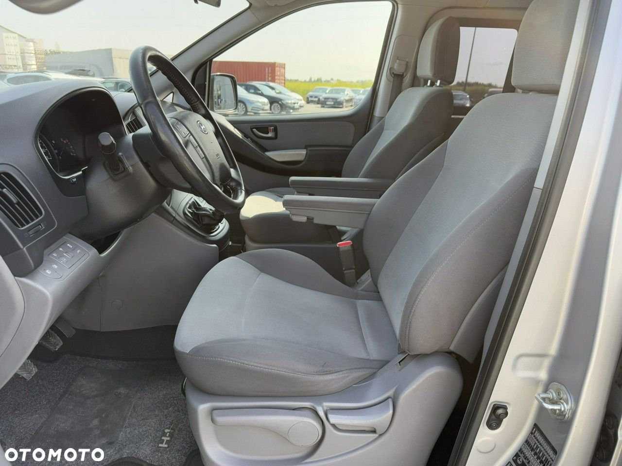 Hyundai H-1 2.5 CRDi Travel Family - 11