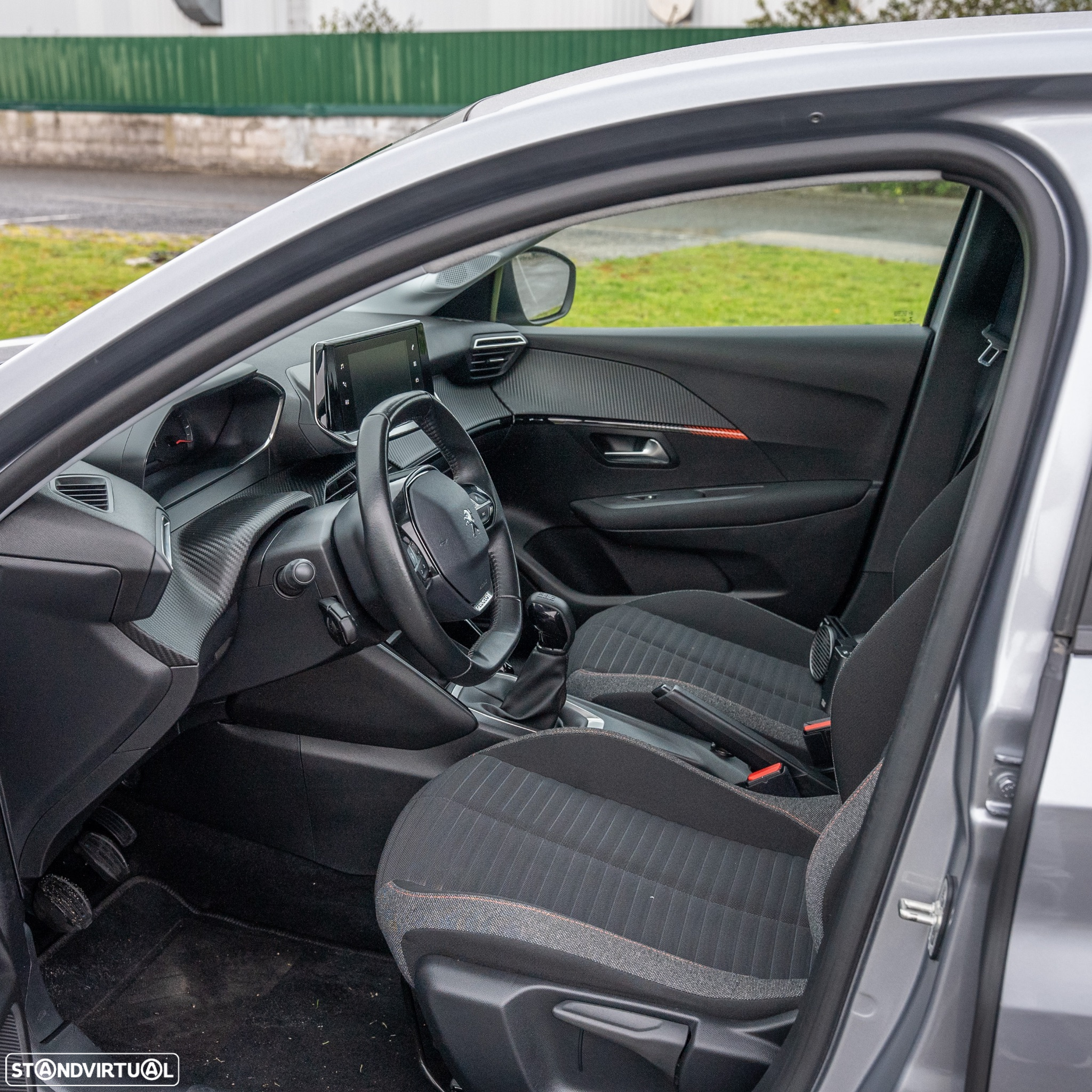 Peugeot 208 1.2 PureTech Active - 18