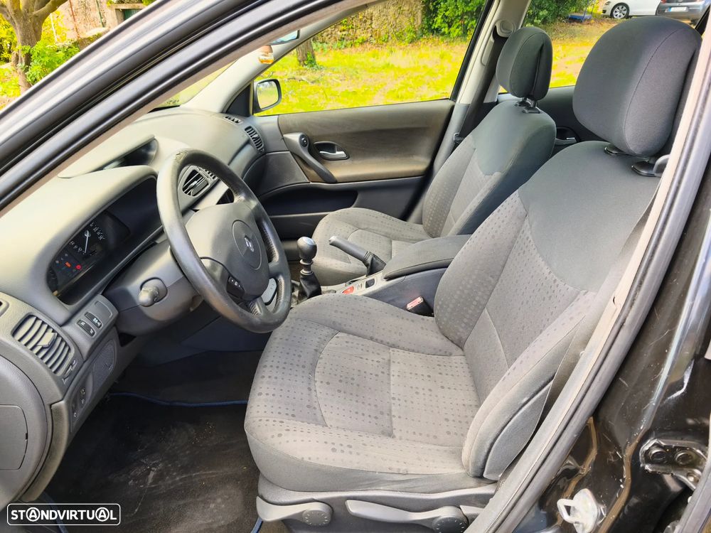 Renault Laguna Break 1.9 dCi Initiale - 4