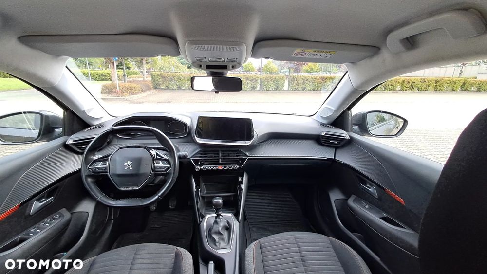 Peugeot 208 1.2 PureTech GPF Signature S&S - 15