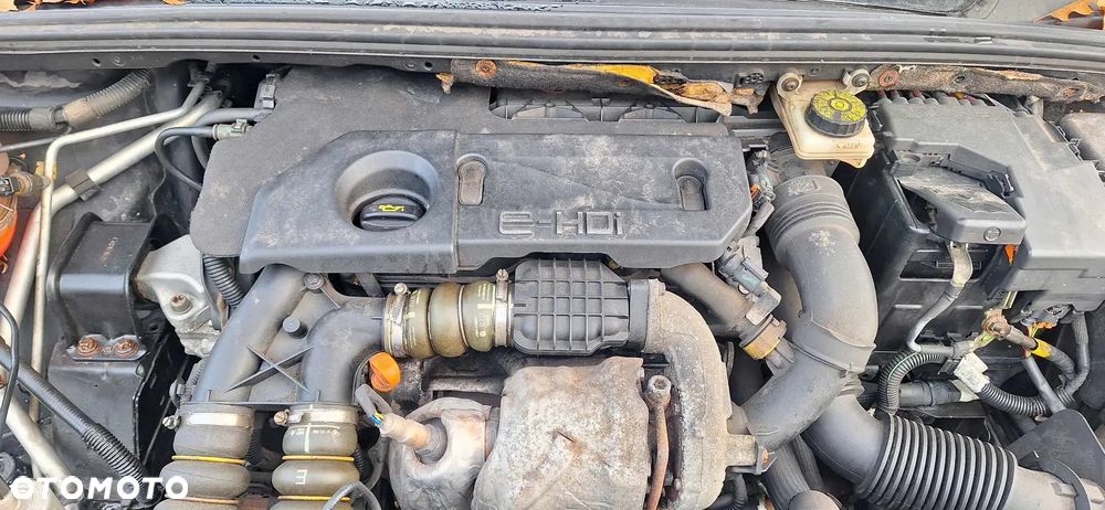 Citroen C4 II KTV słupek próg prawy lewy - 7