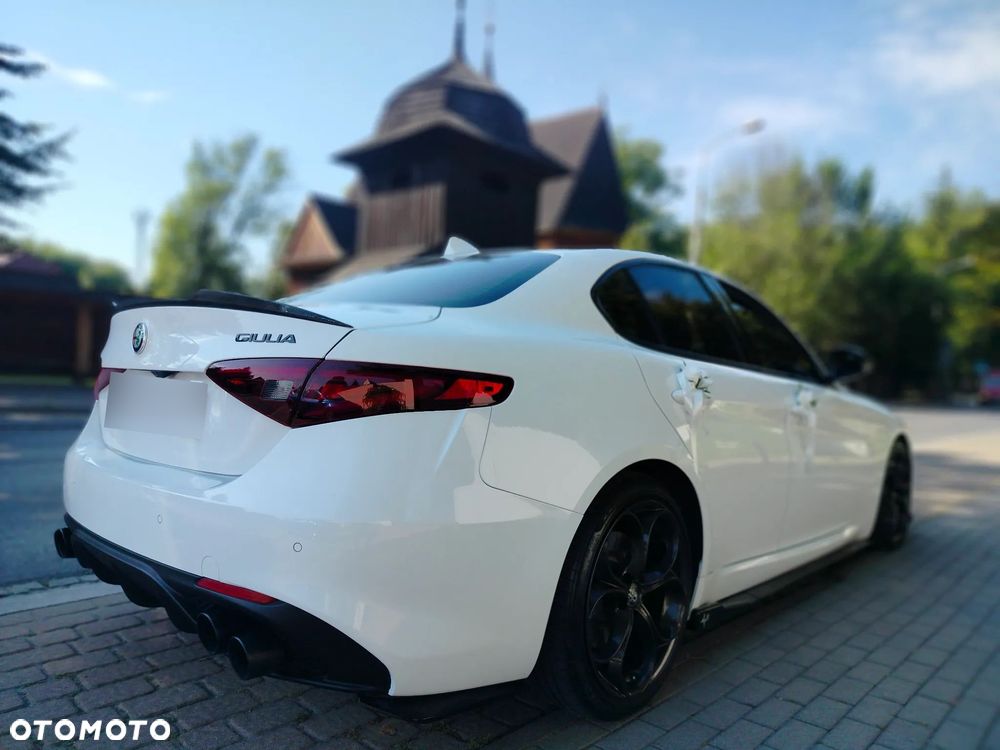 Alfa Romeo Giulia 2.0 Turbo Veloce - 16