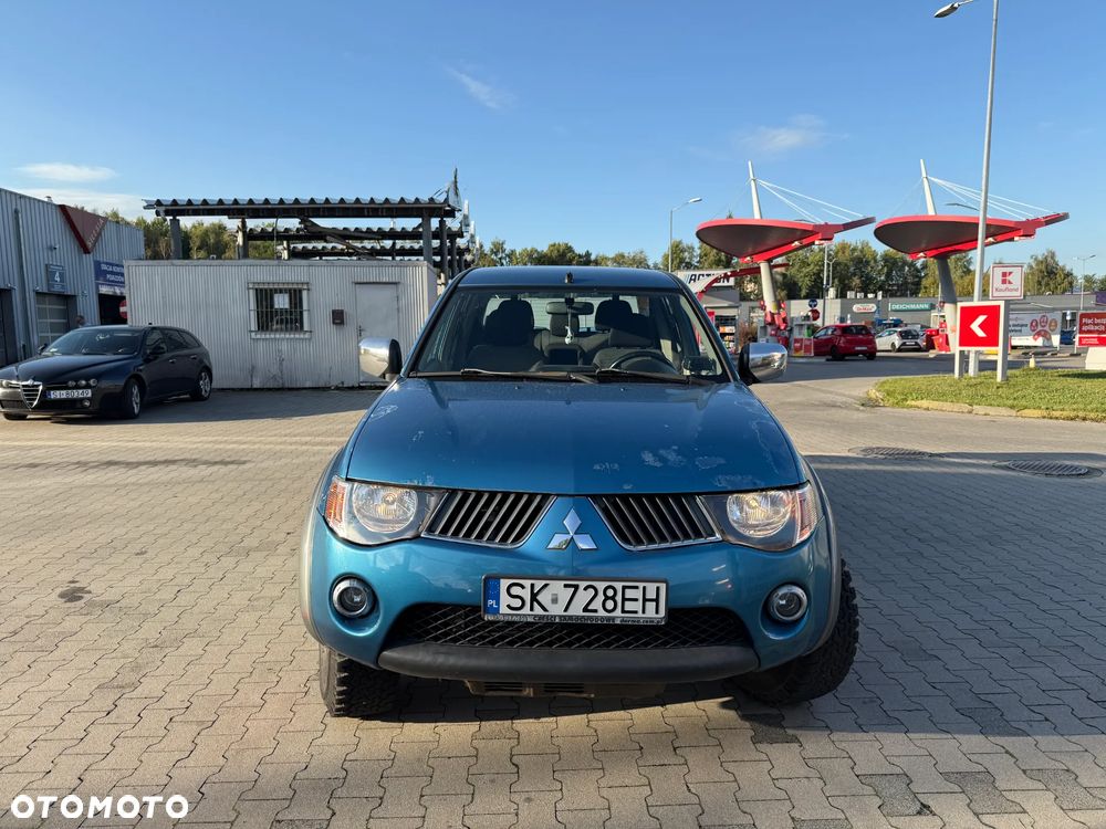 Mitsubishi L200 2.5 DID Intense + - 6