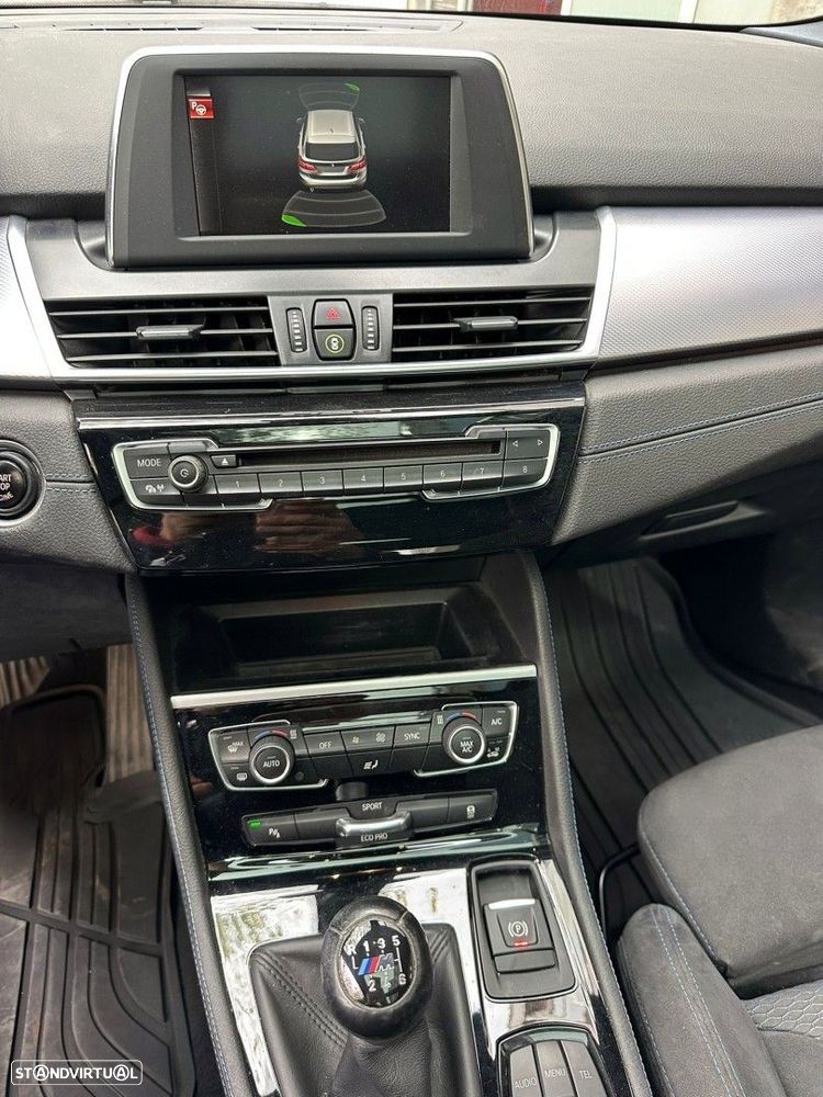 BMW 216 Active Tourer d Pack M - 15