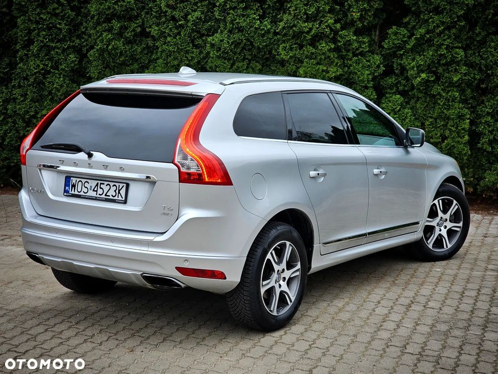 Volvo XC 60 T6 AWD Momentum - 13