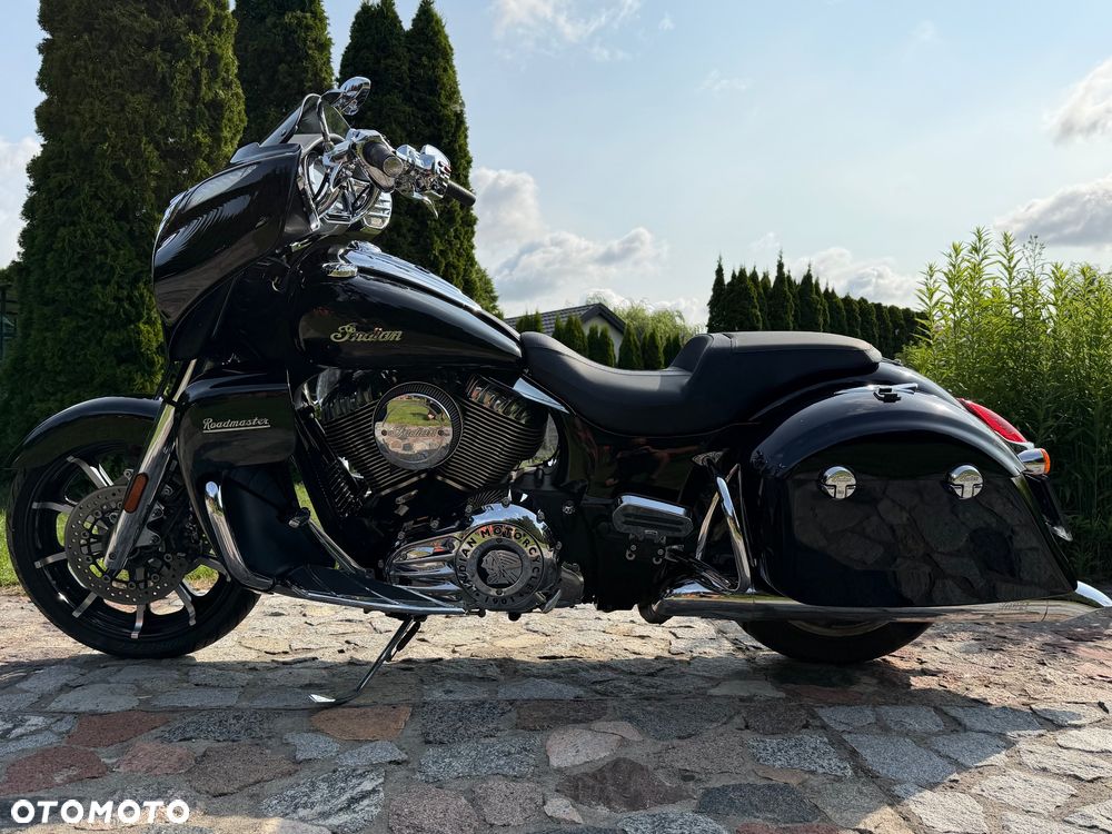 Indian Roadmaster - 17