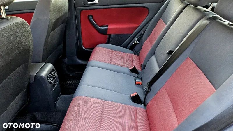 Volkswagen Golf Plus 1.9 TDI Comfortline - 20