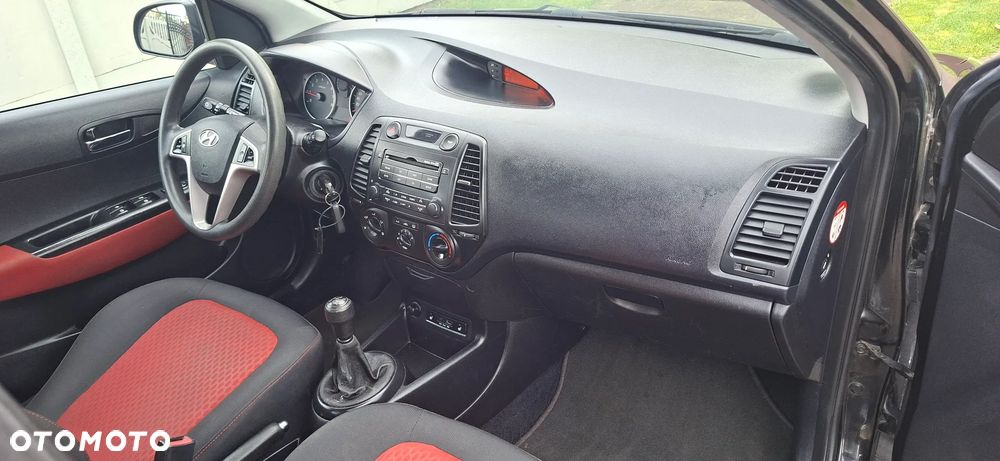 Hyundai i20 - 28