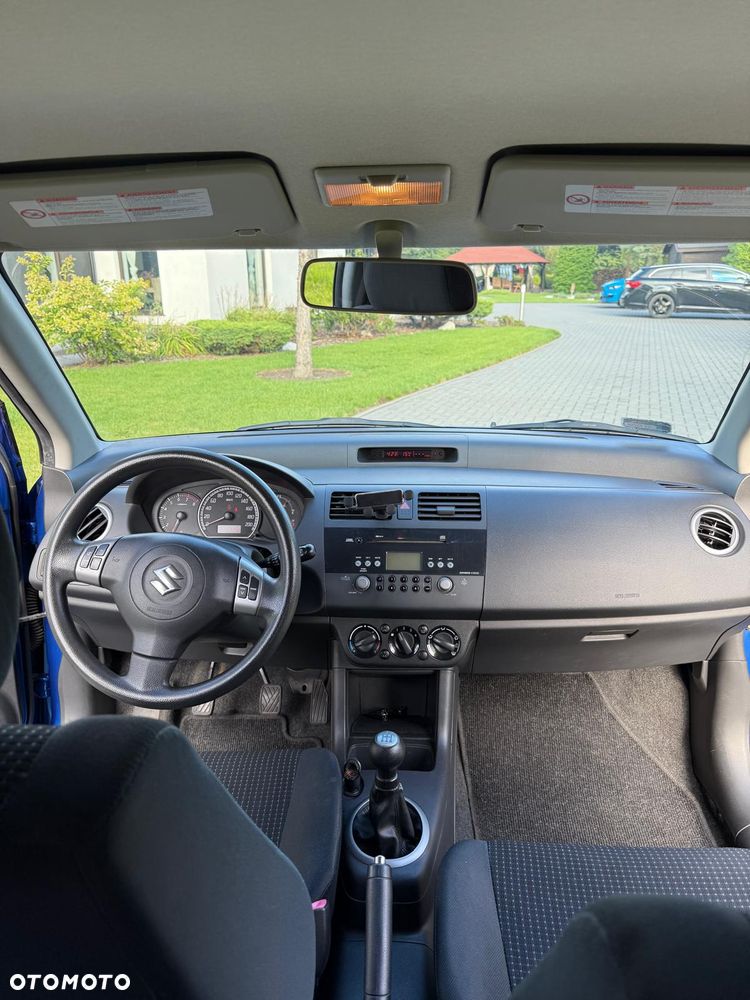 Suzuki Swift 1.3 GC - 16
