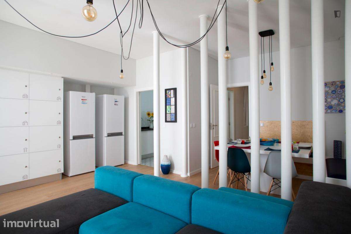 Quarto - localizado em São Sebastião Lisbon - Grande imagem: 5/9