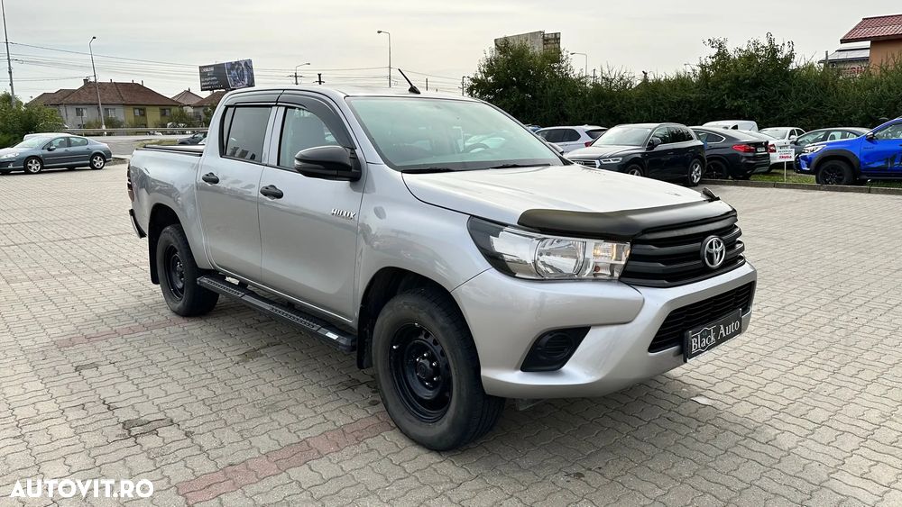 Toyota Hilux 4x4 Double Cab M/T Comfort - 1