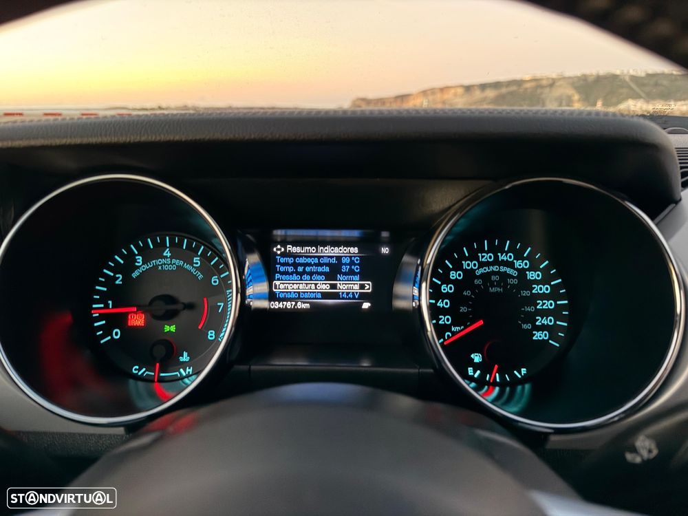Ford Mustang 2.3i EcoBoost - 39