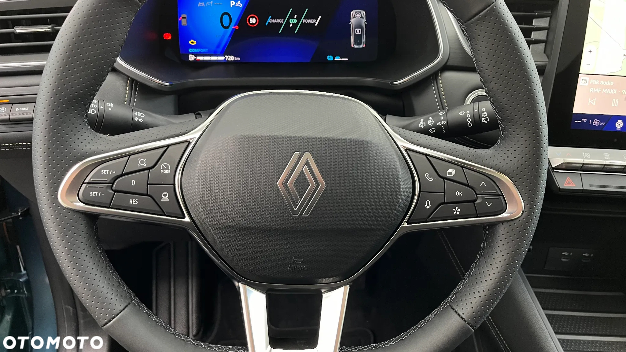 Renault Symbioz - 12