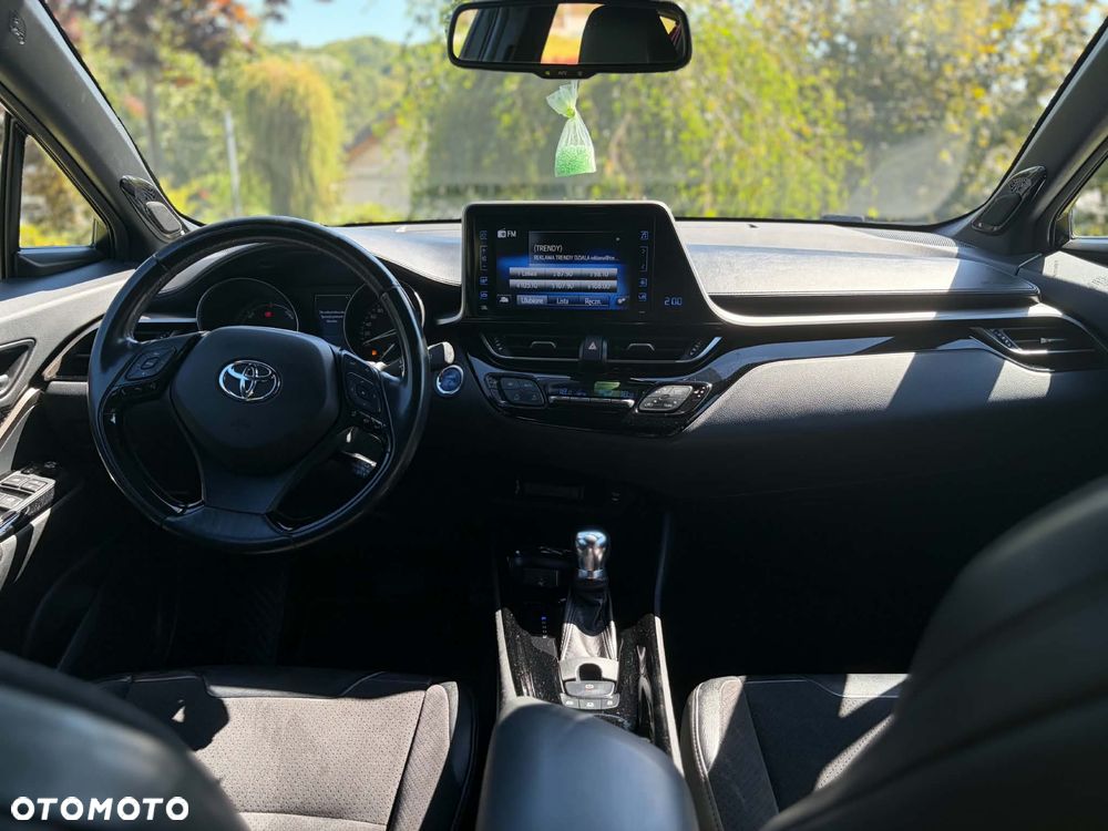 Toyota C-HR - 6