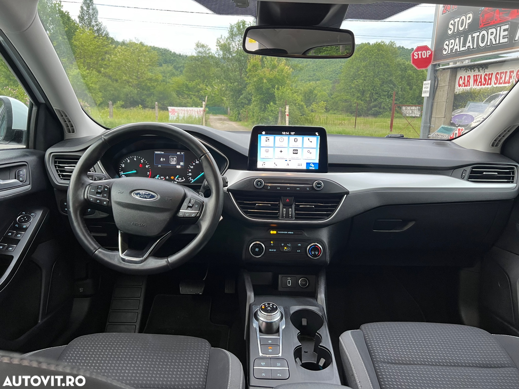 Ford Focus 1.0 EcoBoost Active - 11