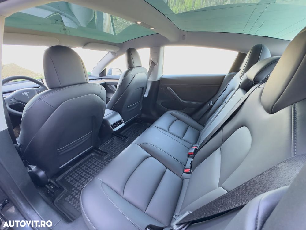 Tesla Model 3 Langstreckenbatterie Allradantrieb Dual Motor - 16