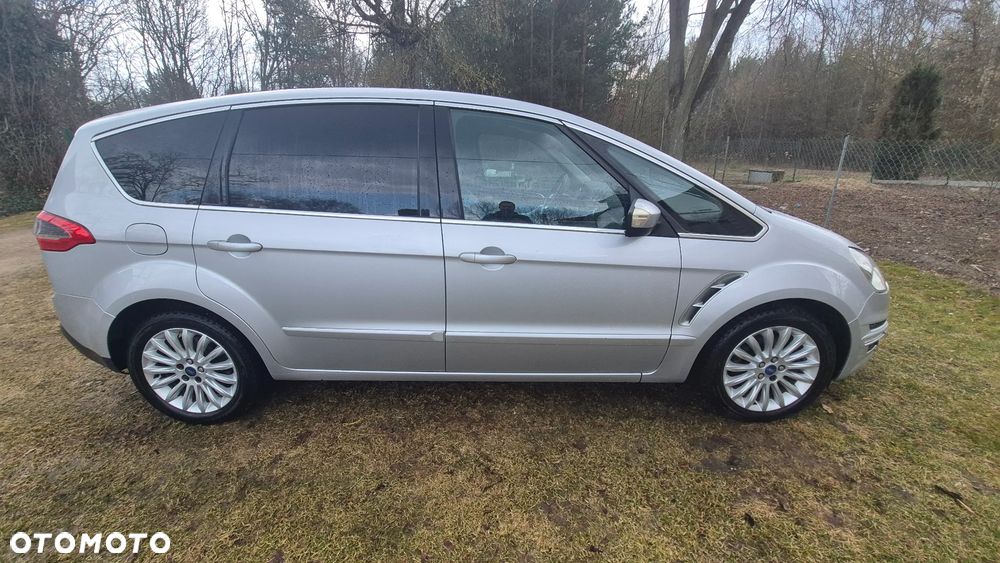 Ford S-Max - 16