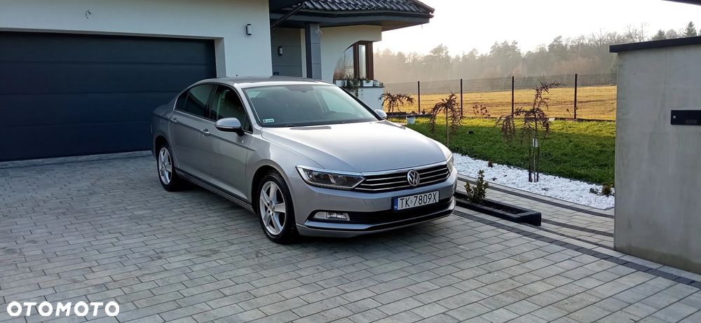 Volkswagen Passat - 8
