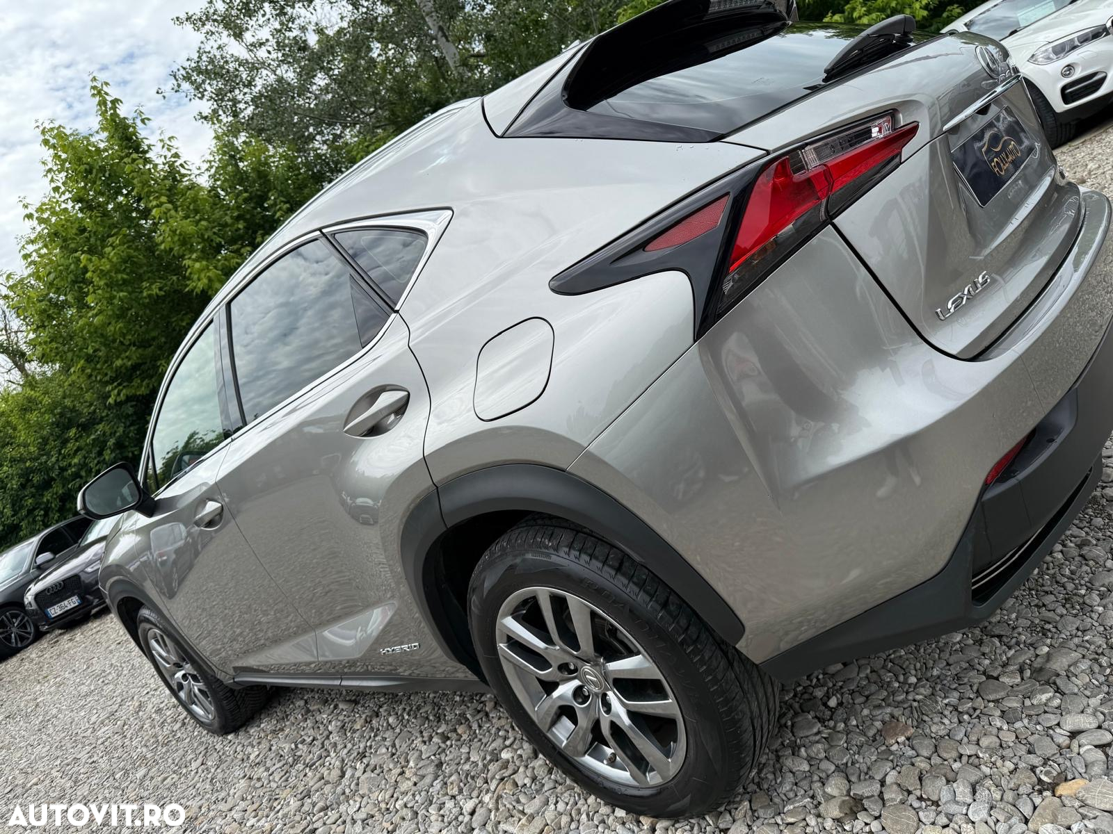 Lexus Seria NX 300h - 35