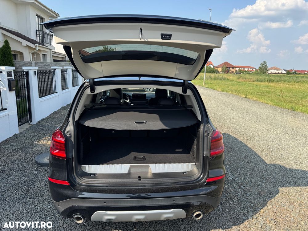 BMW X3 xDrive30e AT PHEV - 8