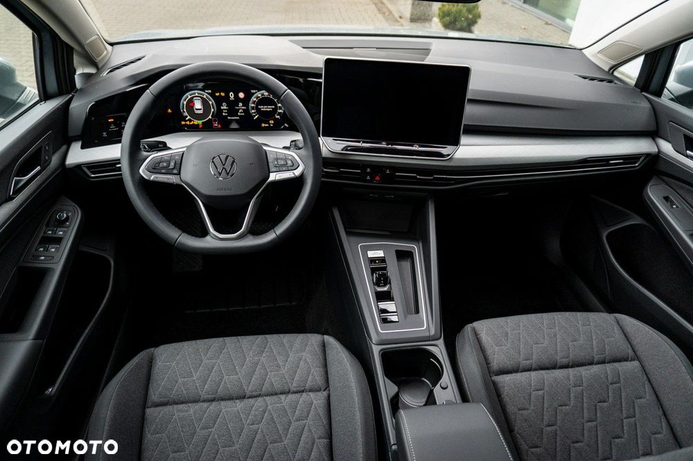 Volkswagen Golf - 17