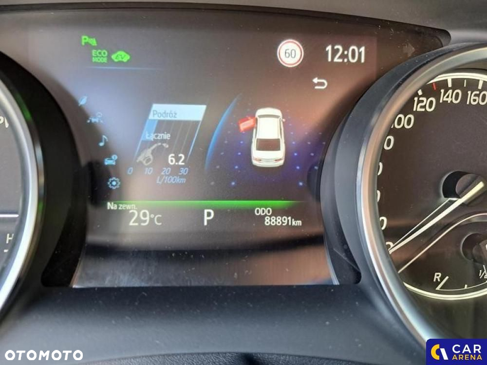Toyota Camry - 10