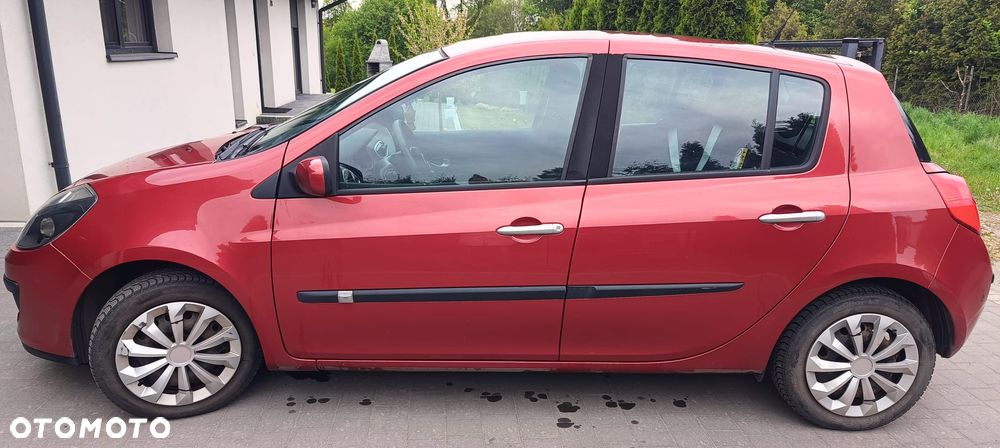 Renault Clio - 1
