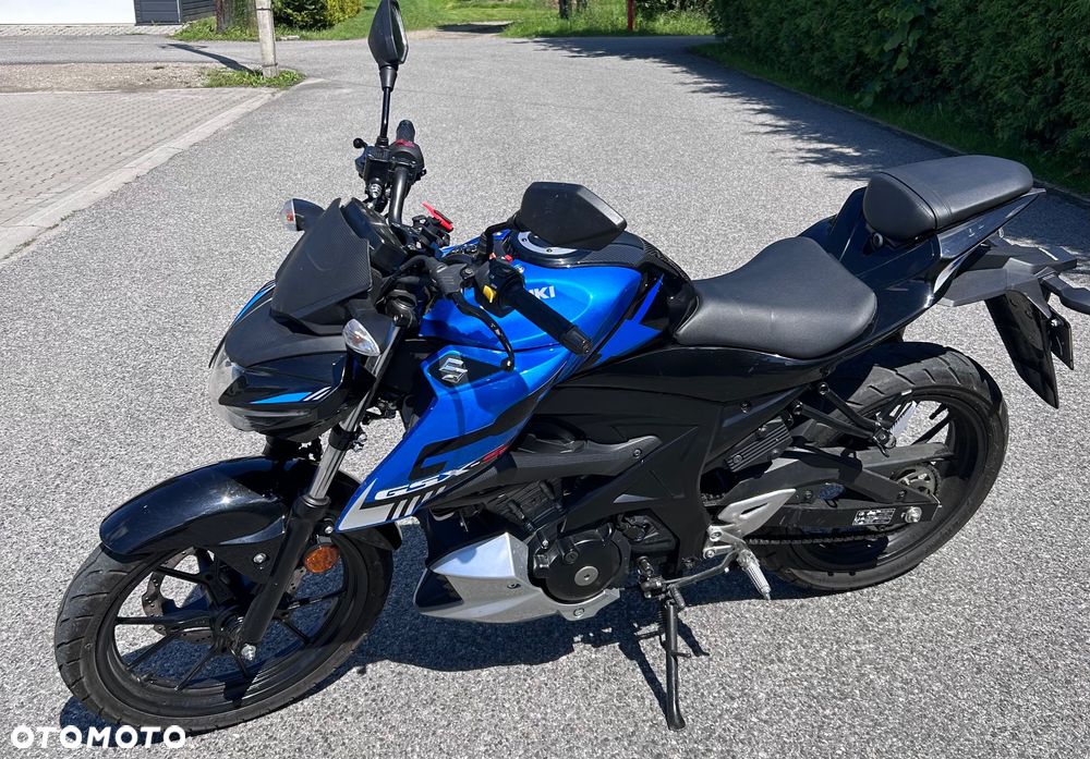 Suzuki GSX - 7
