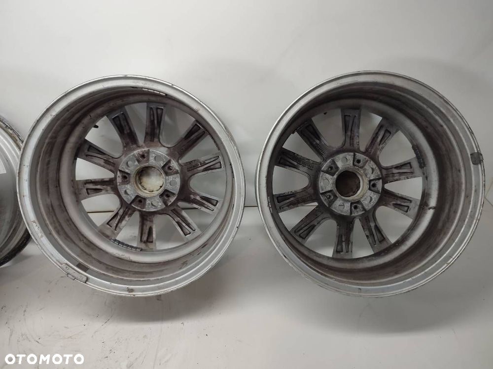 FELGI ALUMINIOWE 17 8J 5X120 CENTR 72,6 ET 30 - 799.00 PLN - BMW 5 Touring (F11) 2009 - 2017 520 d - 4