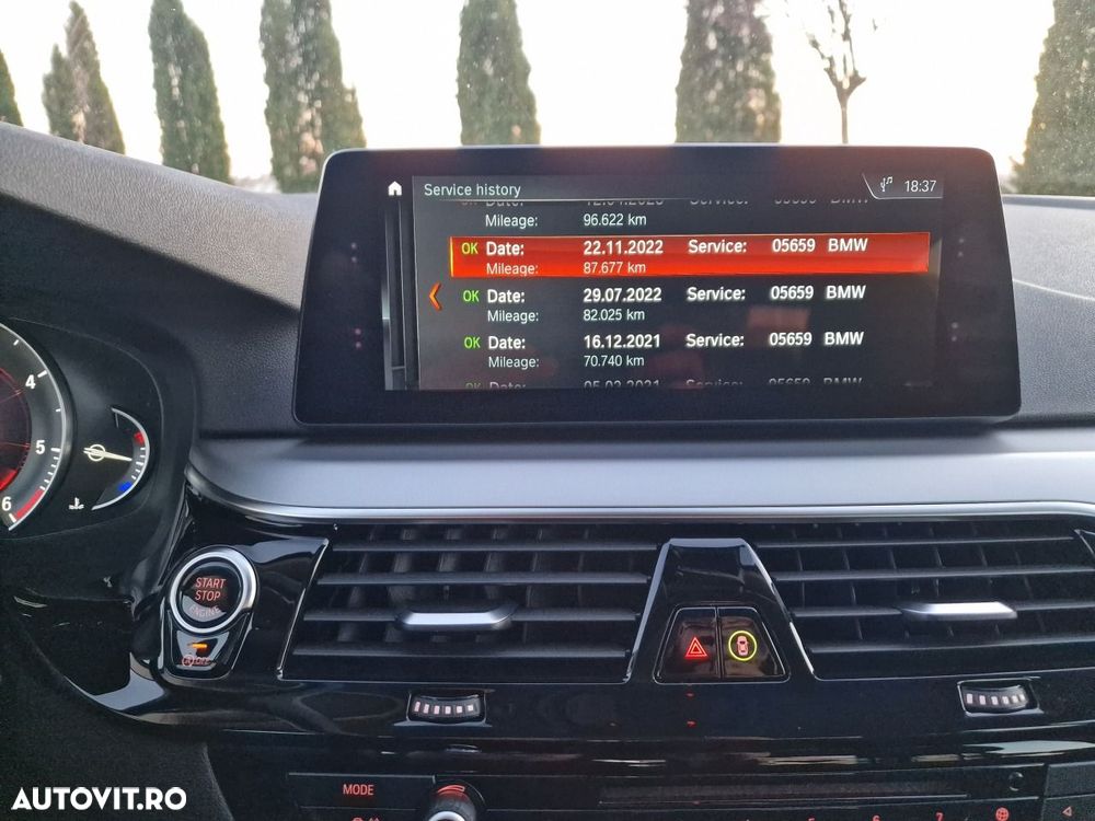 BMW Seria 5 520d Aut. Luxury Line - 14