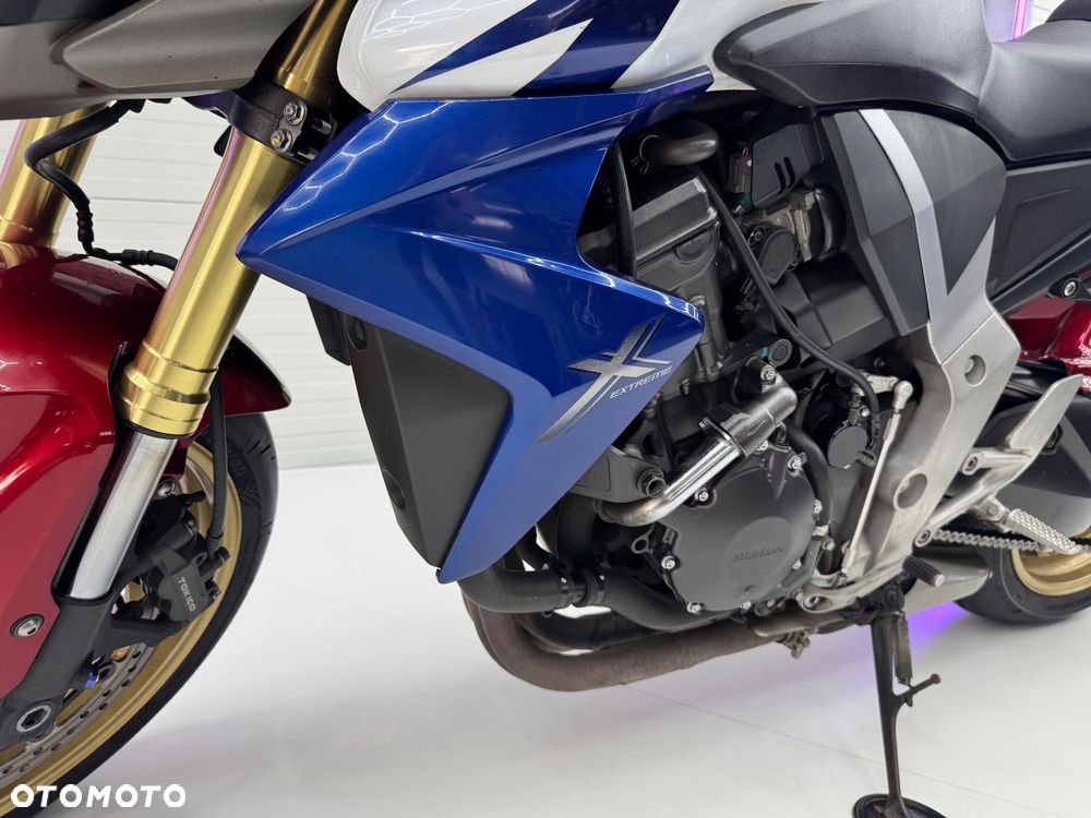 Honda CB - 15
