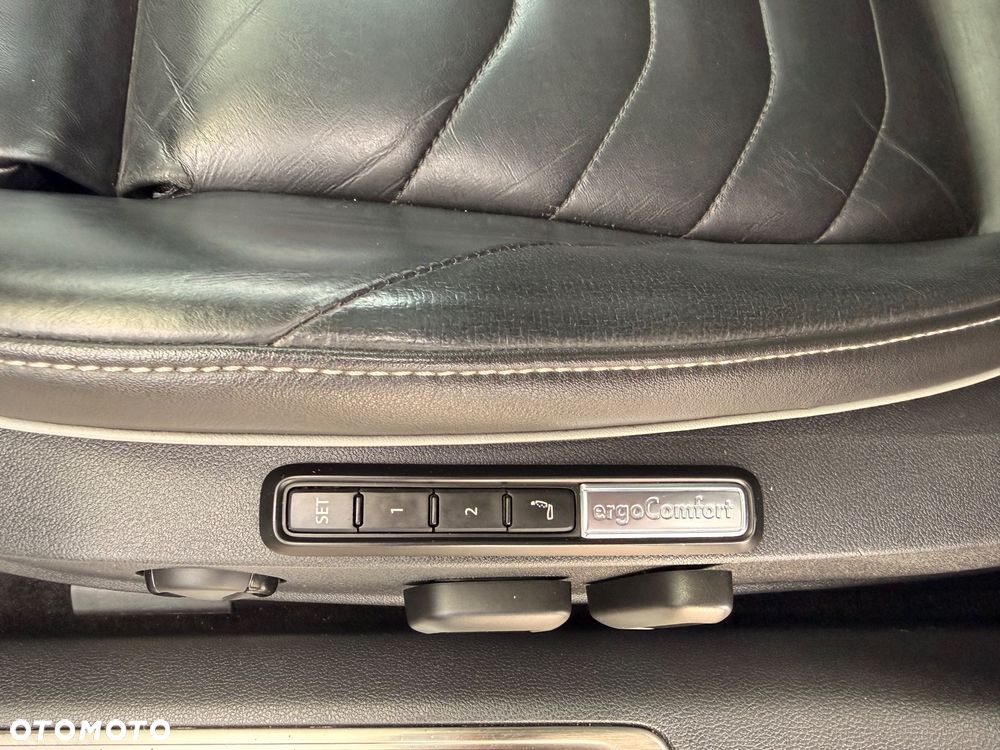 Volkswagen Arteon 2.0 TSI R-Line DSG - 26