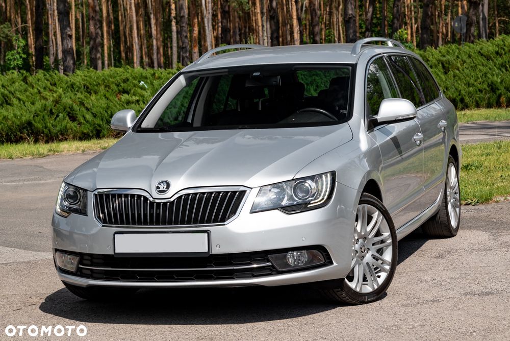 Skoda Superb 2.0 TDI Green tec 4x4 DSG Elegance - 1