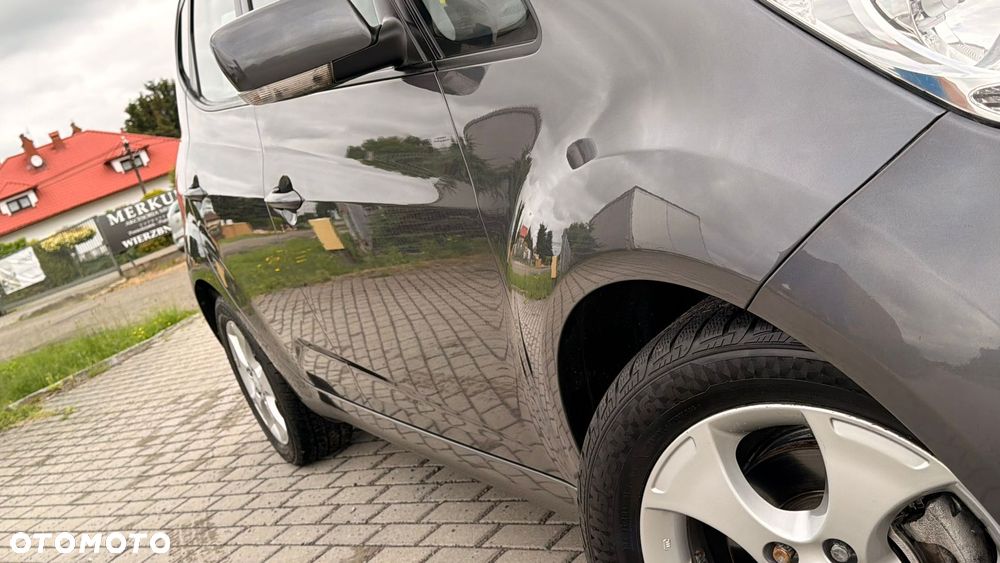 Kia Venga 1.6 L - 4