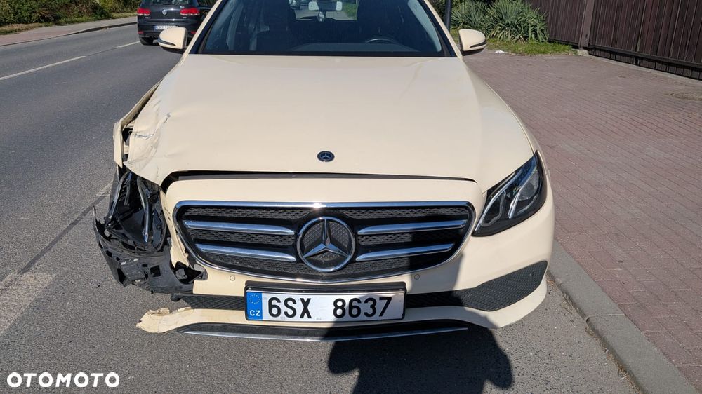 Mercedes-Benz Klasa E - 1